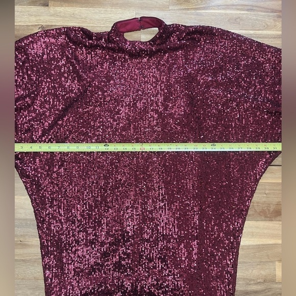 Trina Turk Mock Neck Open Back Dolman Sleeve Sequin Cocktail Party Red Dress Med - Picture 11 of 13